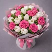 Нежные мгновения - букет из роз и тюльпанов 3